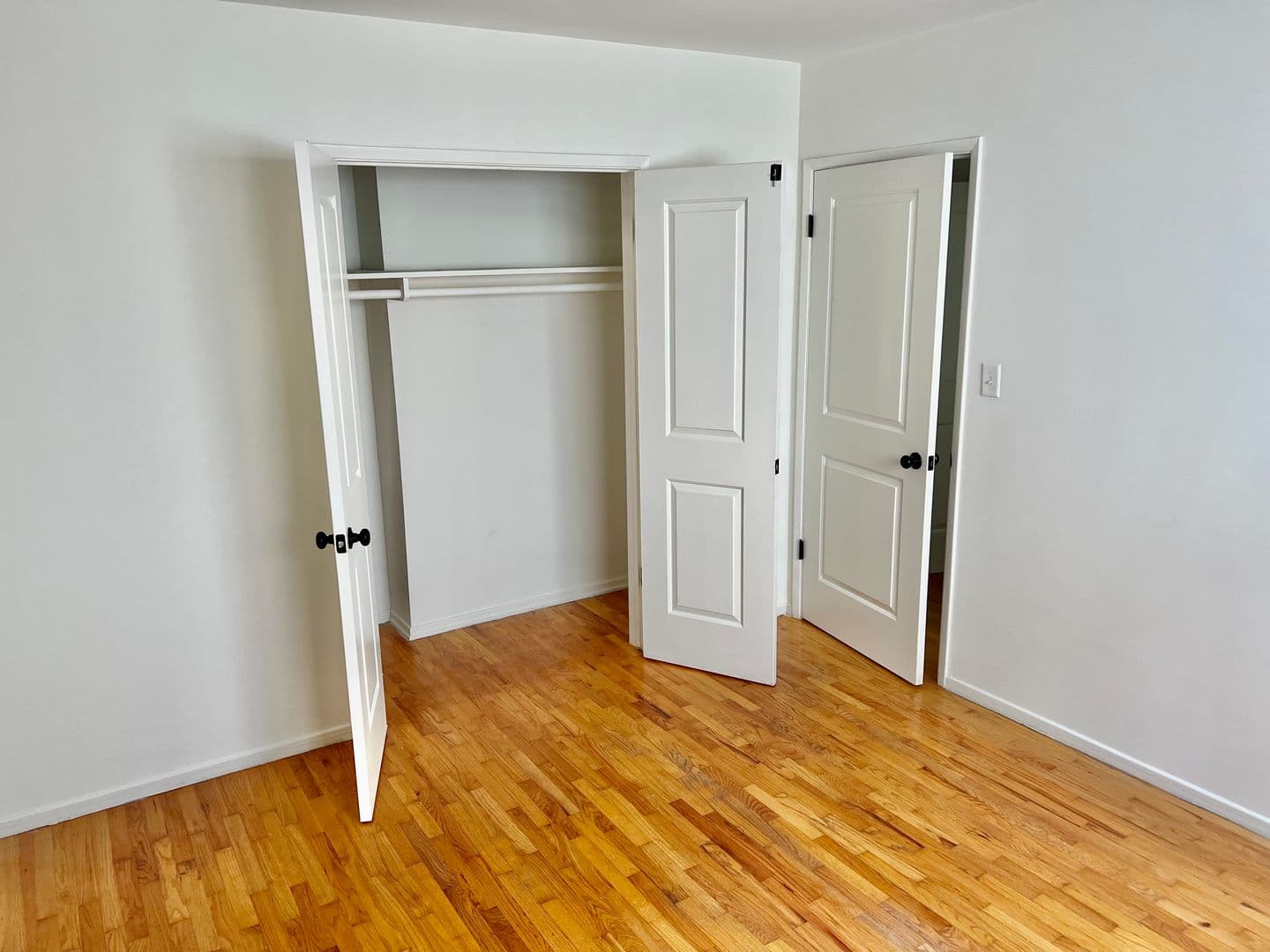 3375 Manning Ave. (CPM6111) 3 of 6
