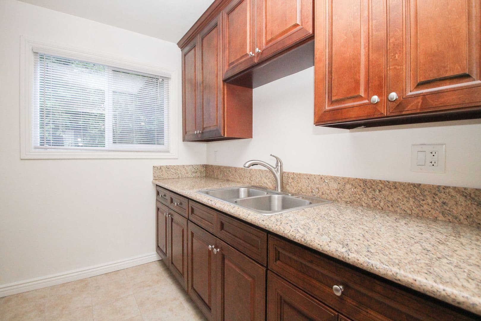 3375 Manning Ave. (CPM6111) 16 of 16