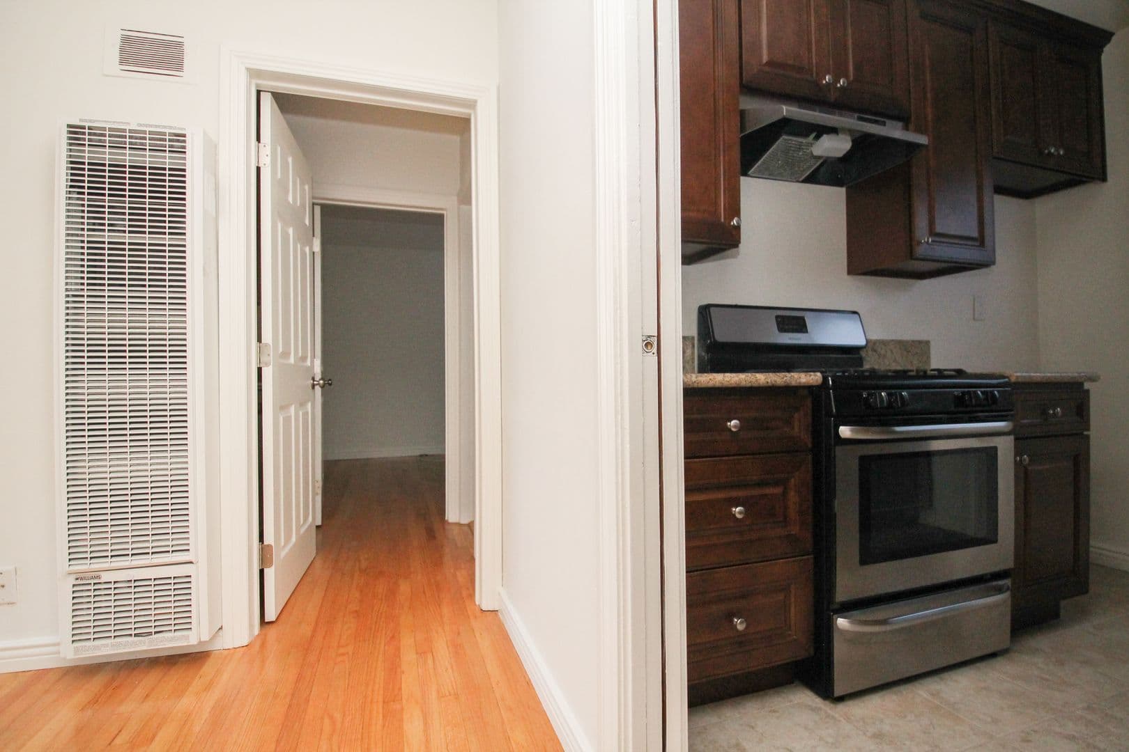 3375 Manning Ave. (CPM6111) 2 of 16