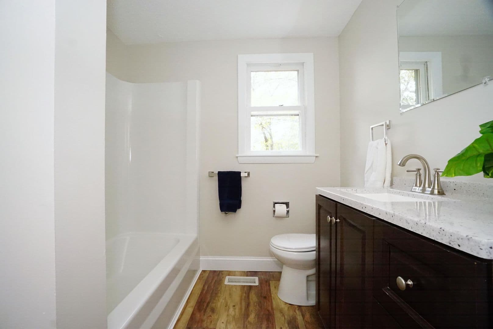 42 Woodfield St 15 of 52