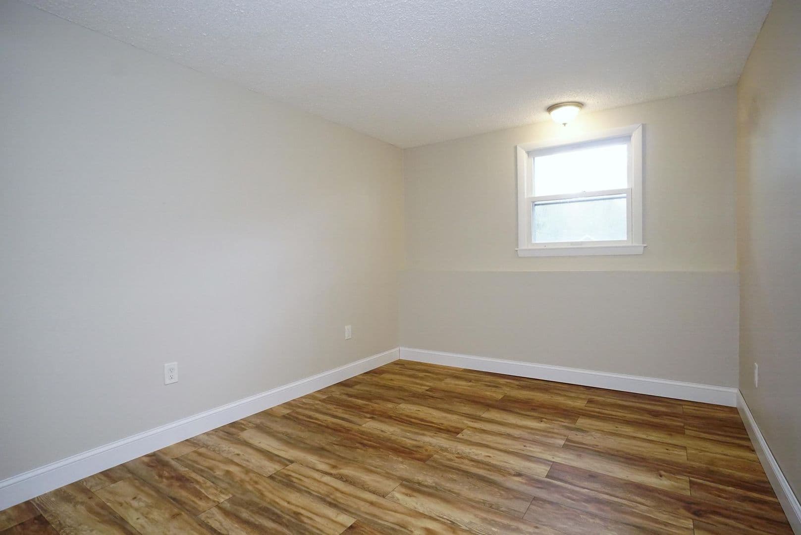 42 Woodfield St 30 of 52