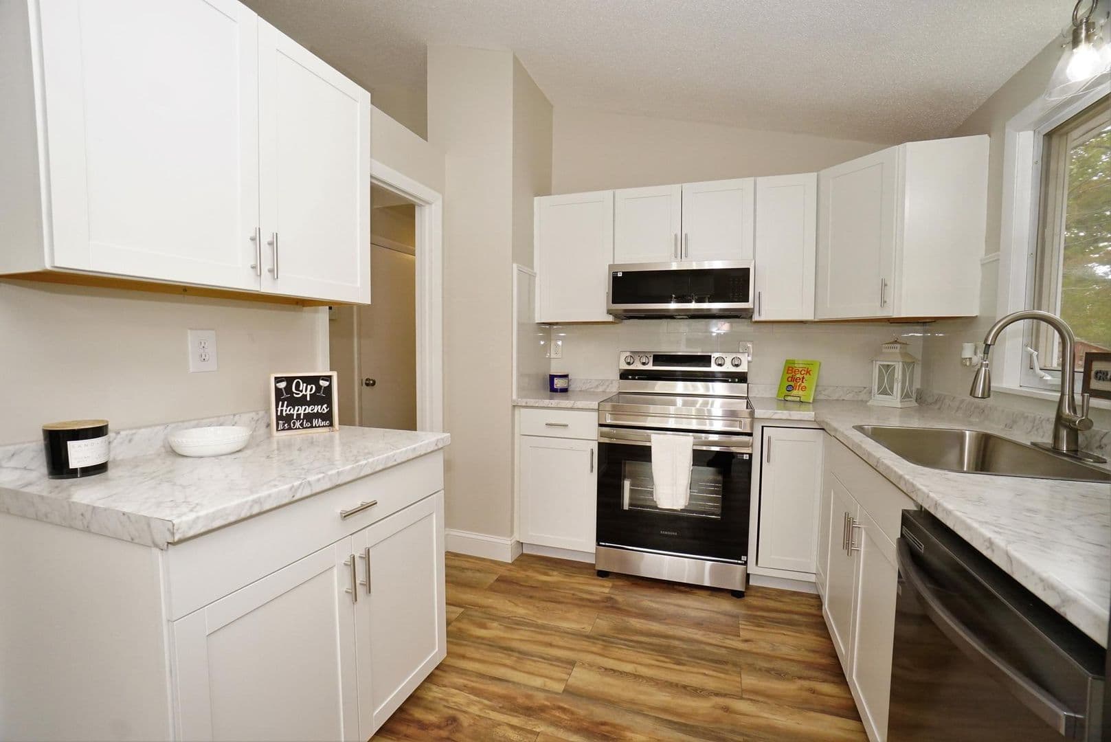 42 Woodfield St 11 of 52