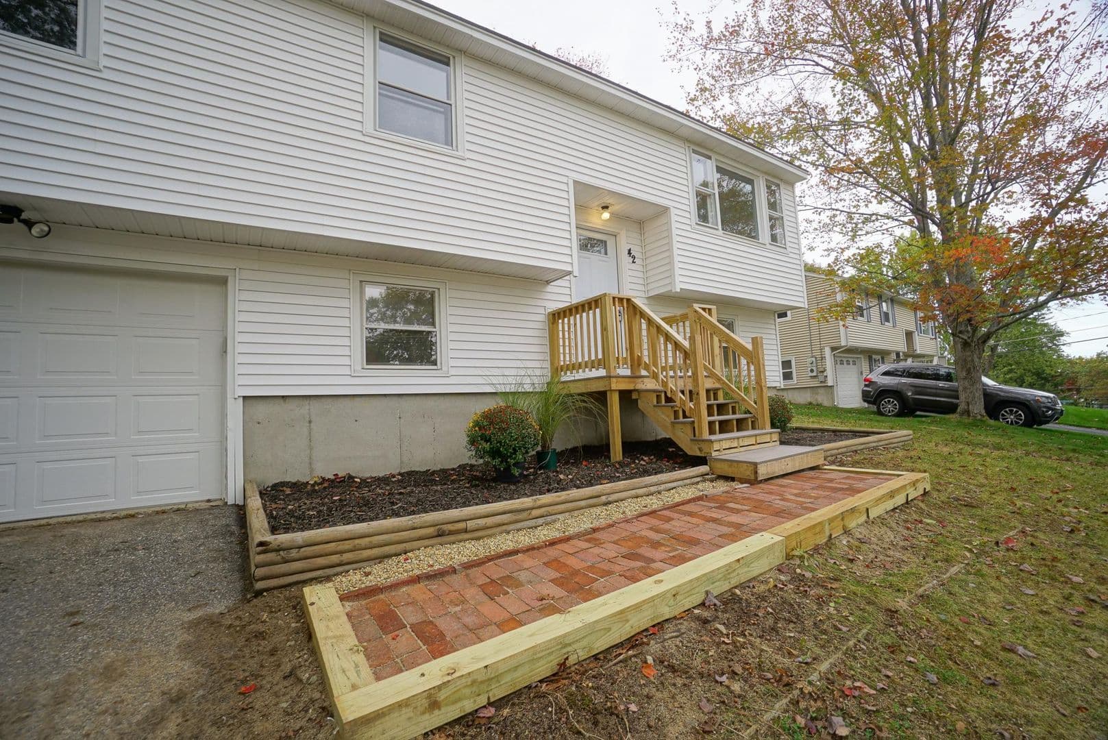 42 Woodfield St 2 of 52