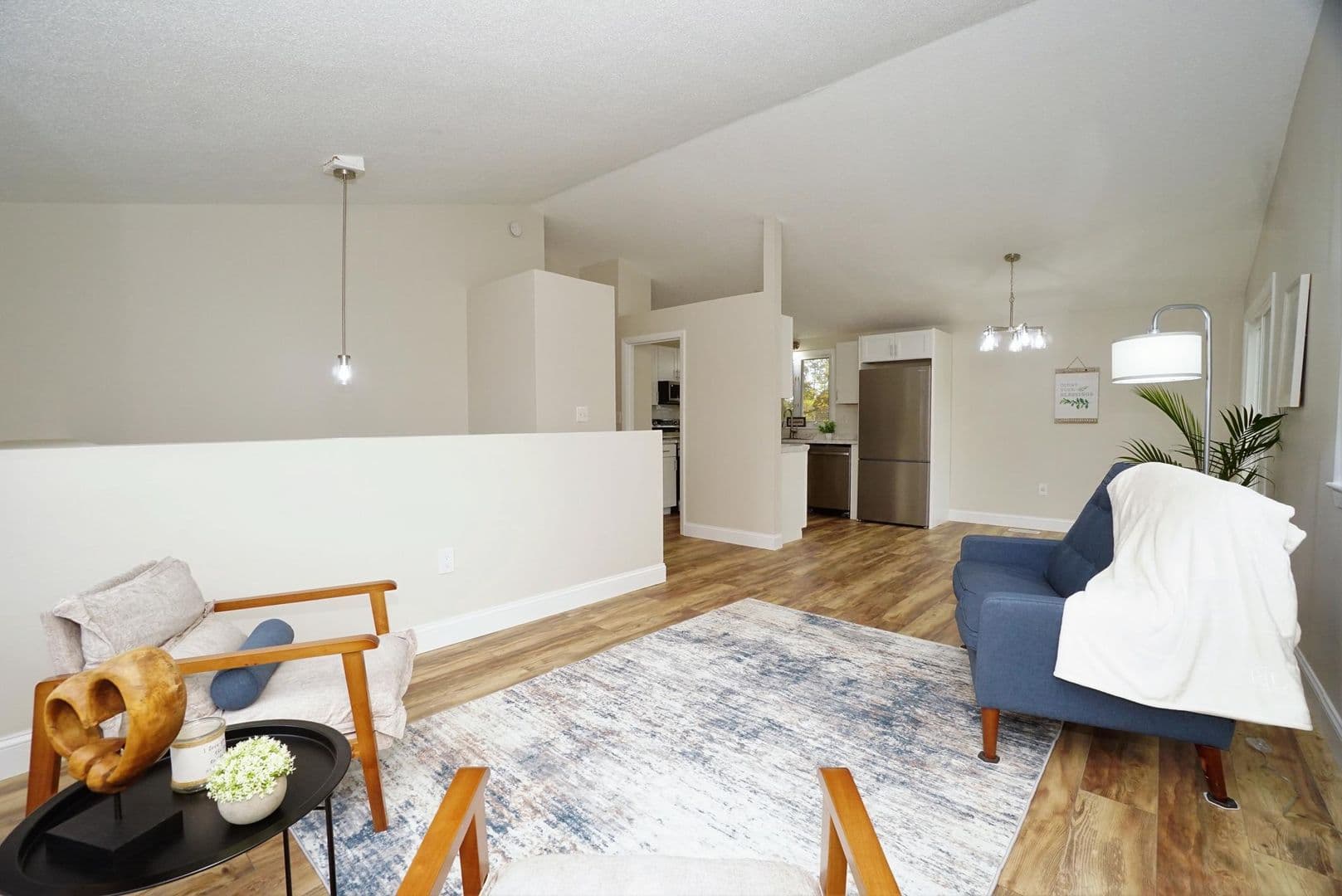 42 Woodfield St 5 of 52