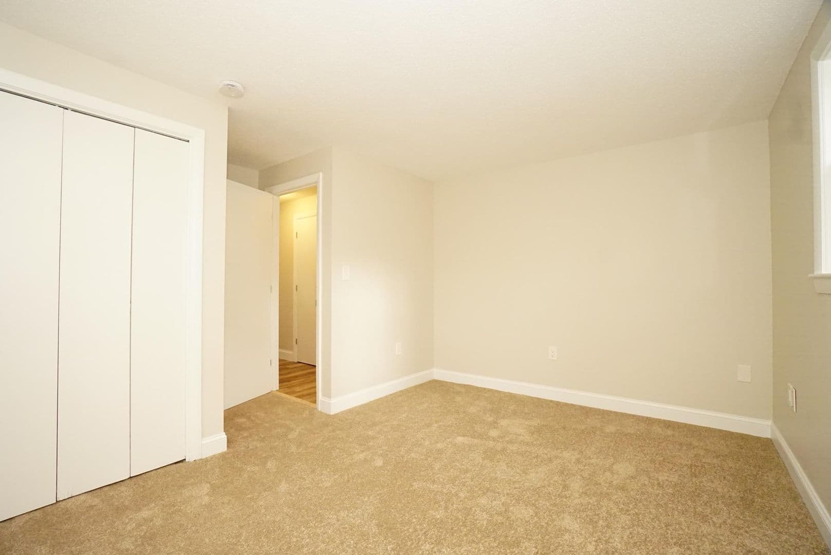 42 Woodfield St 18 of 52
