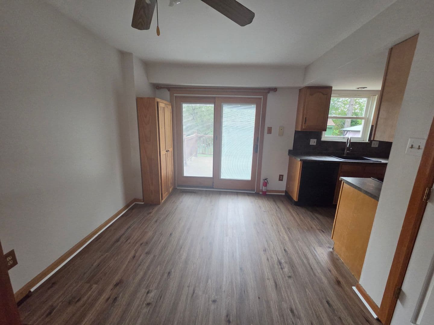 416 S. Saint George Street 4 of 26