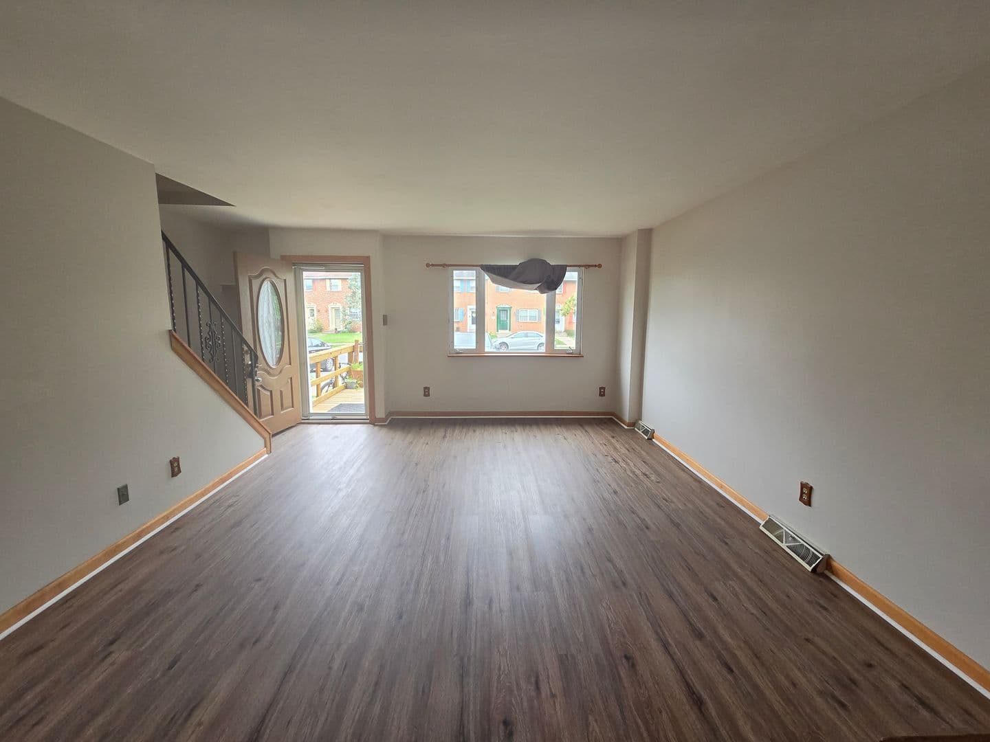 416 S. Saint George Street 1 of 26