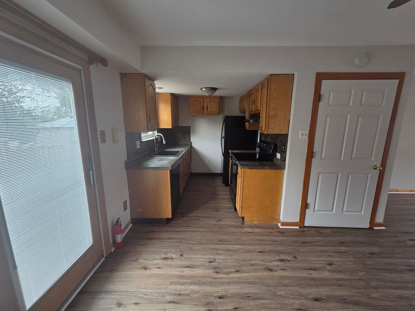 416 S. Saint George Street 5 of 26