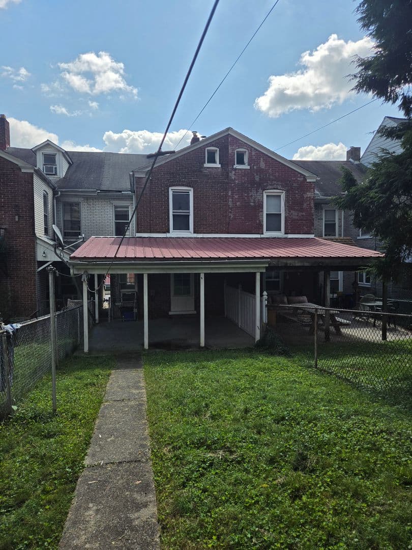 1005 Seneca Street 12 of 24