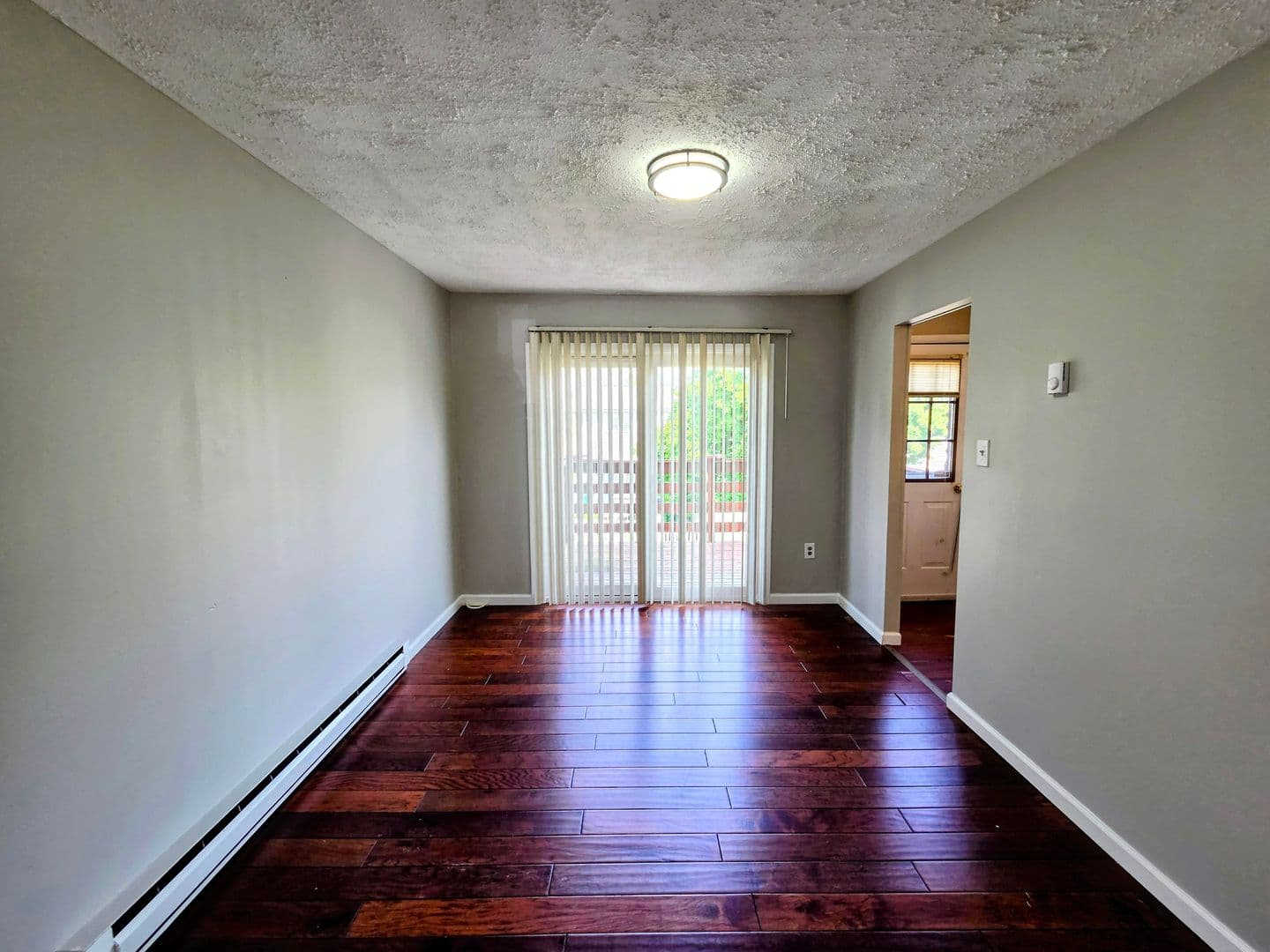 5657 Wood Lane 5 of 8