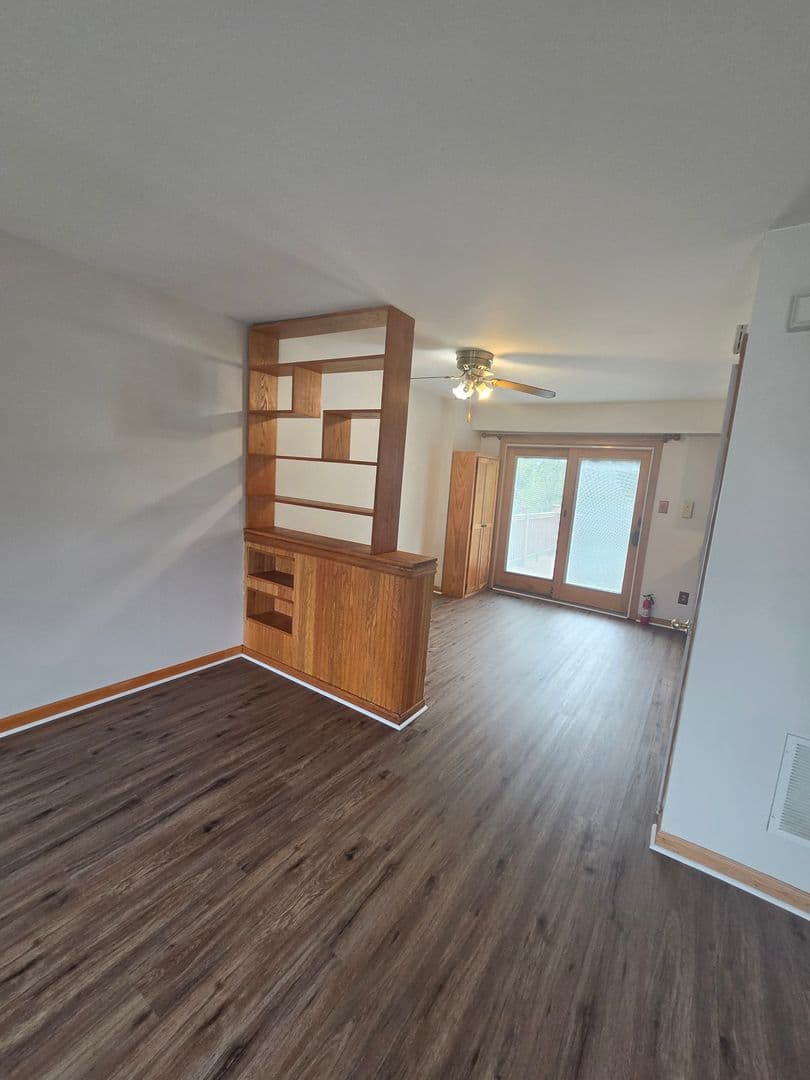 416 S. Saint George Street 3 of 26