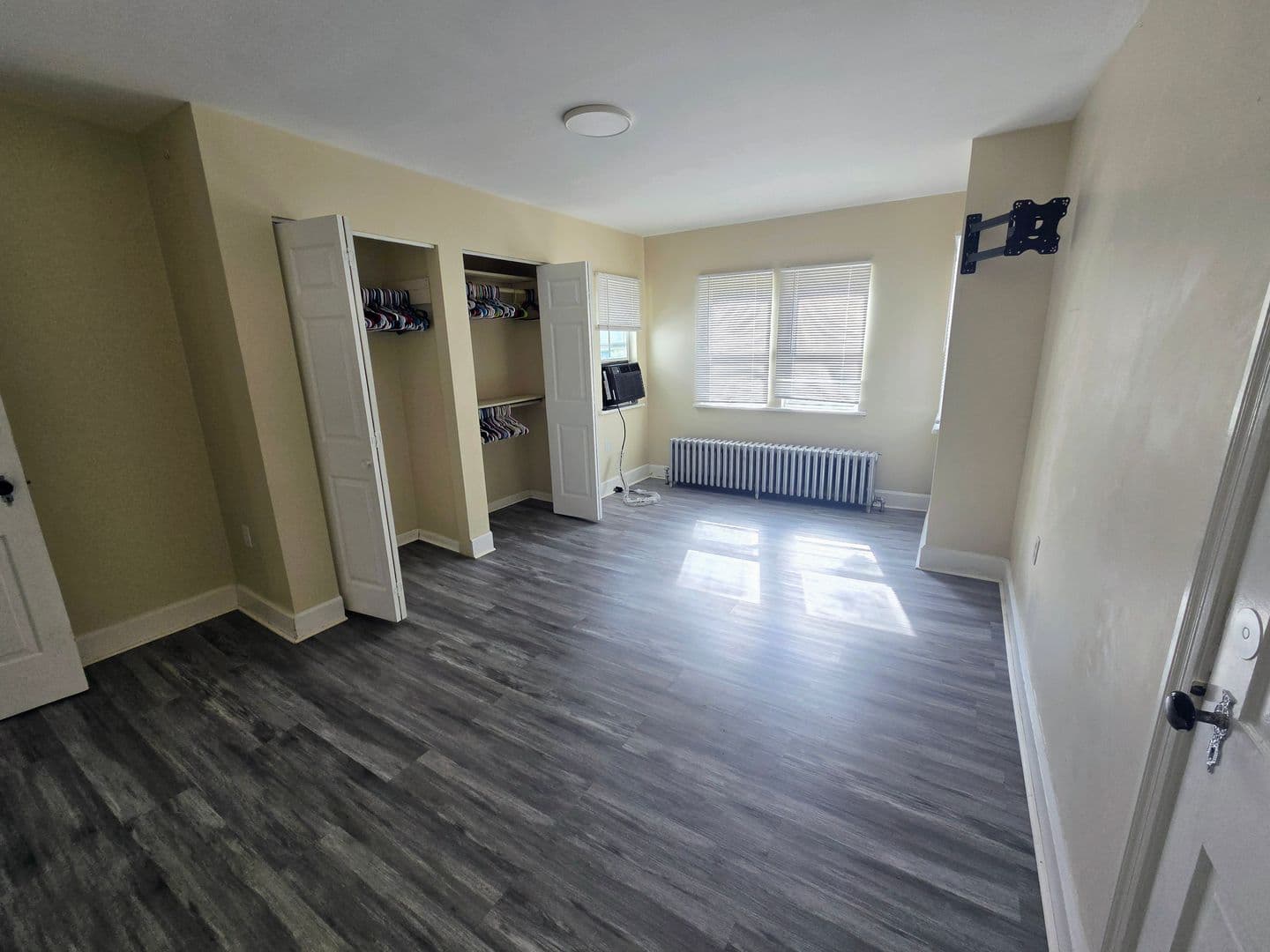 2111 N. 1st Avenue 10 of 18