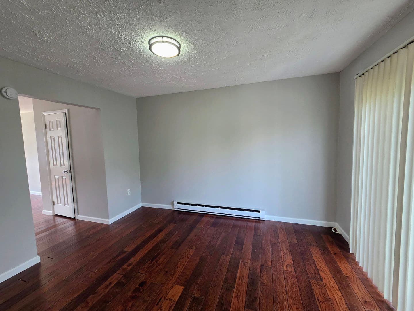 5657 Wood Lane 6 of 8