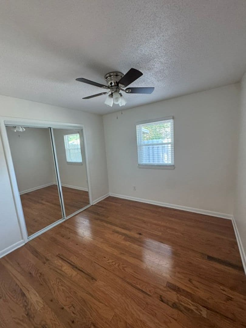 180 SE Villas Ct C 4 of 15