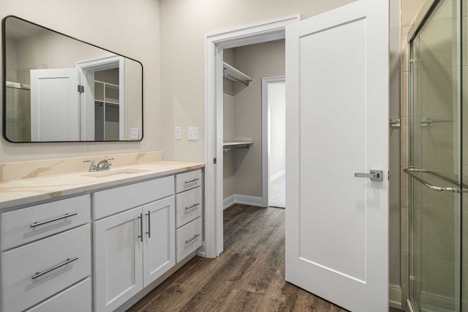 Ready Now! Spacious and Sleek 2 Bed, One Bath Flat in Guilderland, NY 62 of 80