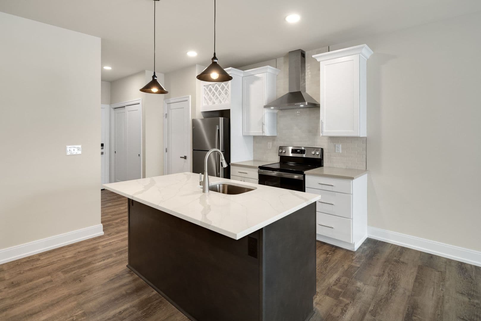 Ready Now! Spacious and Sleek 2 Bed, One Bath Flat in Guilderland, NY 62 of 81