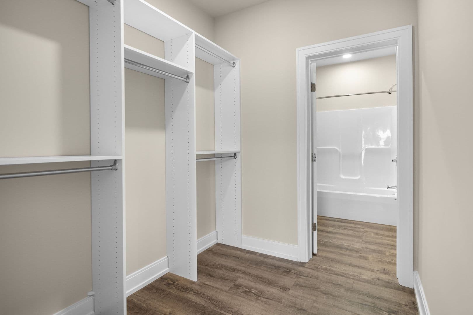 Ready Now! Spacious and Sleek 2 Bed, One Bath Flat in Guilderland, NY 64 of 81