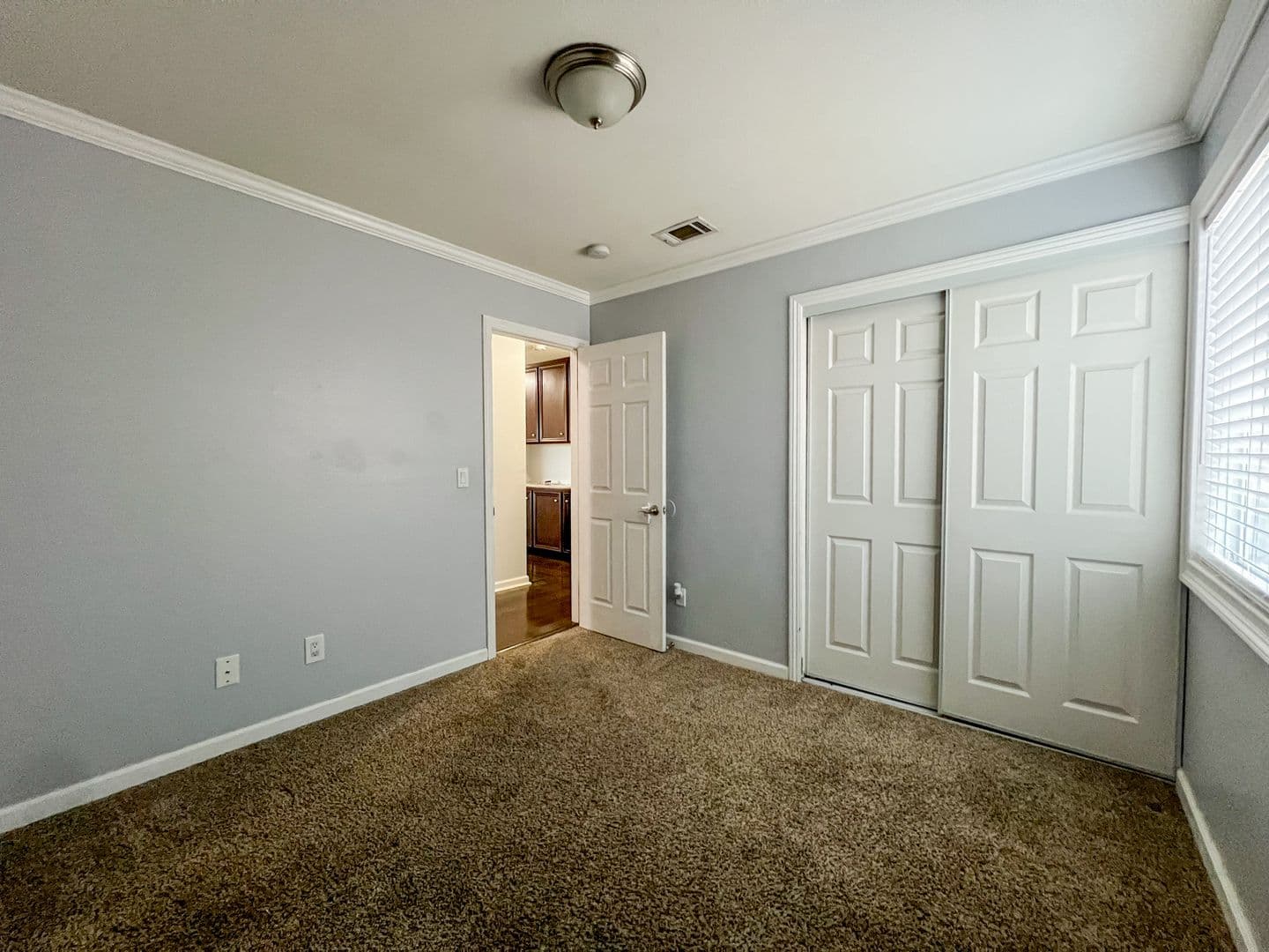 71597 Sun Valley Drive 14 of 27