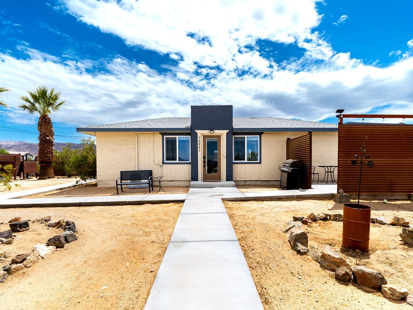 74847 Twentynine Palms Hwy 2 of 53