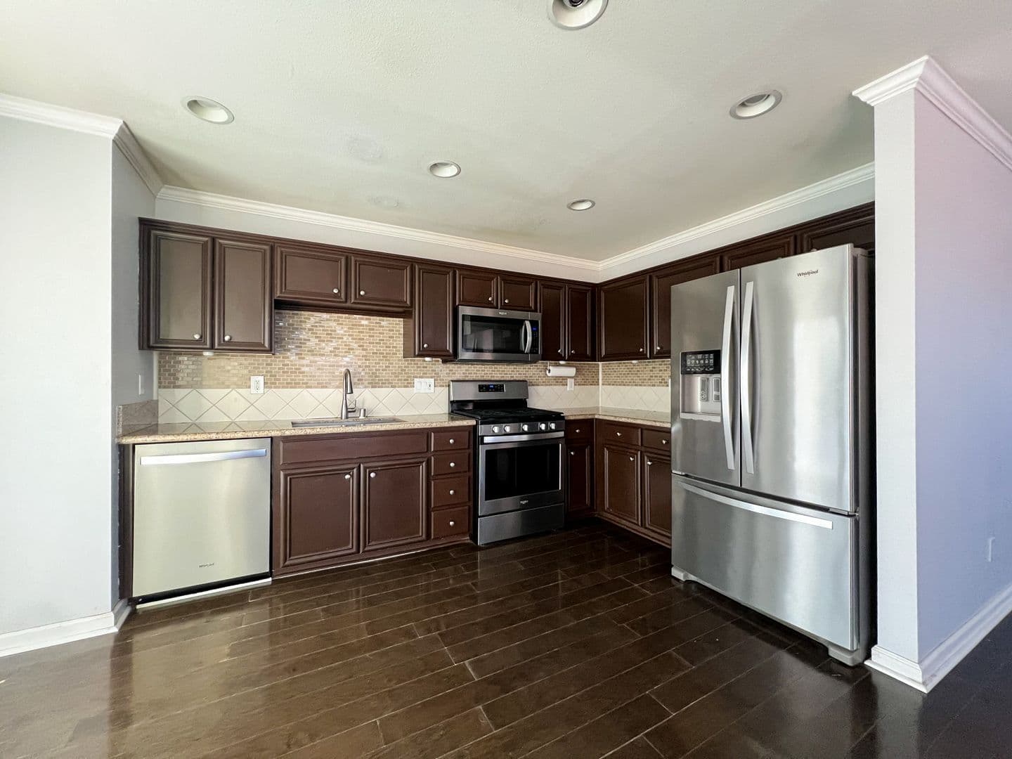 71597 Sun Valley Drive 6 of 27