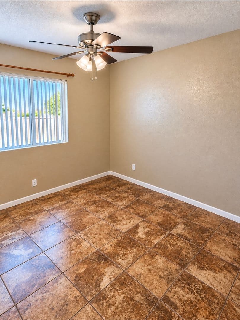 74242 Pinon Dr. 18 of 34