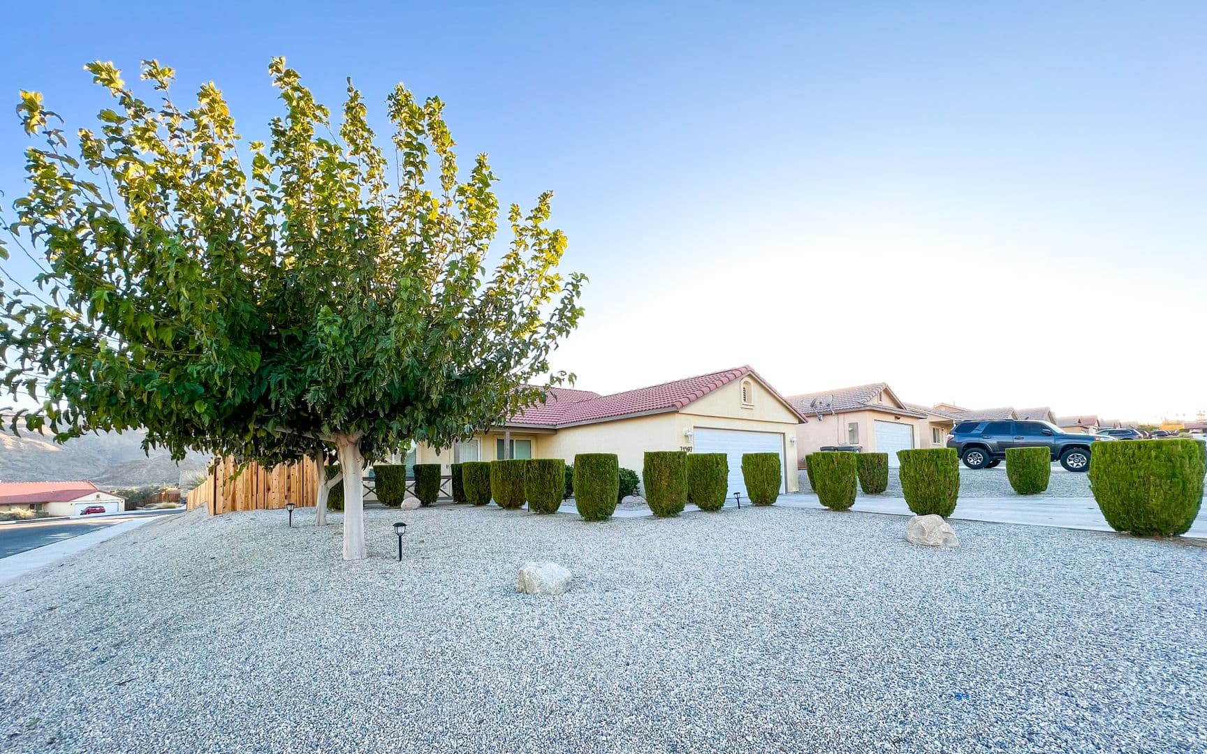 71597 Sun Valley Drive 2 of 27
