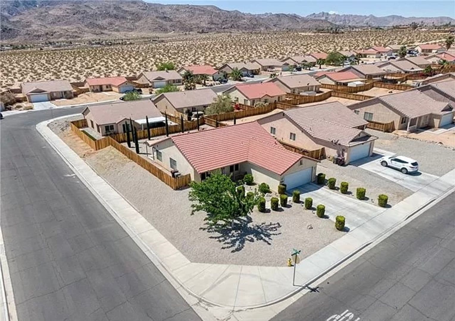 71597 Sun Valley Drive 23 of 27