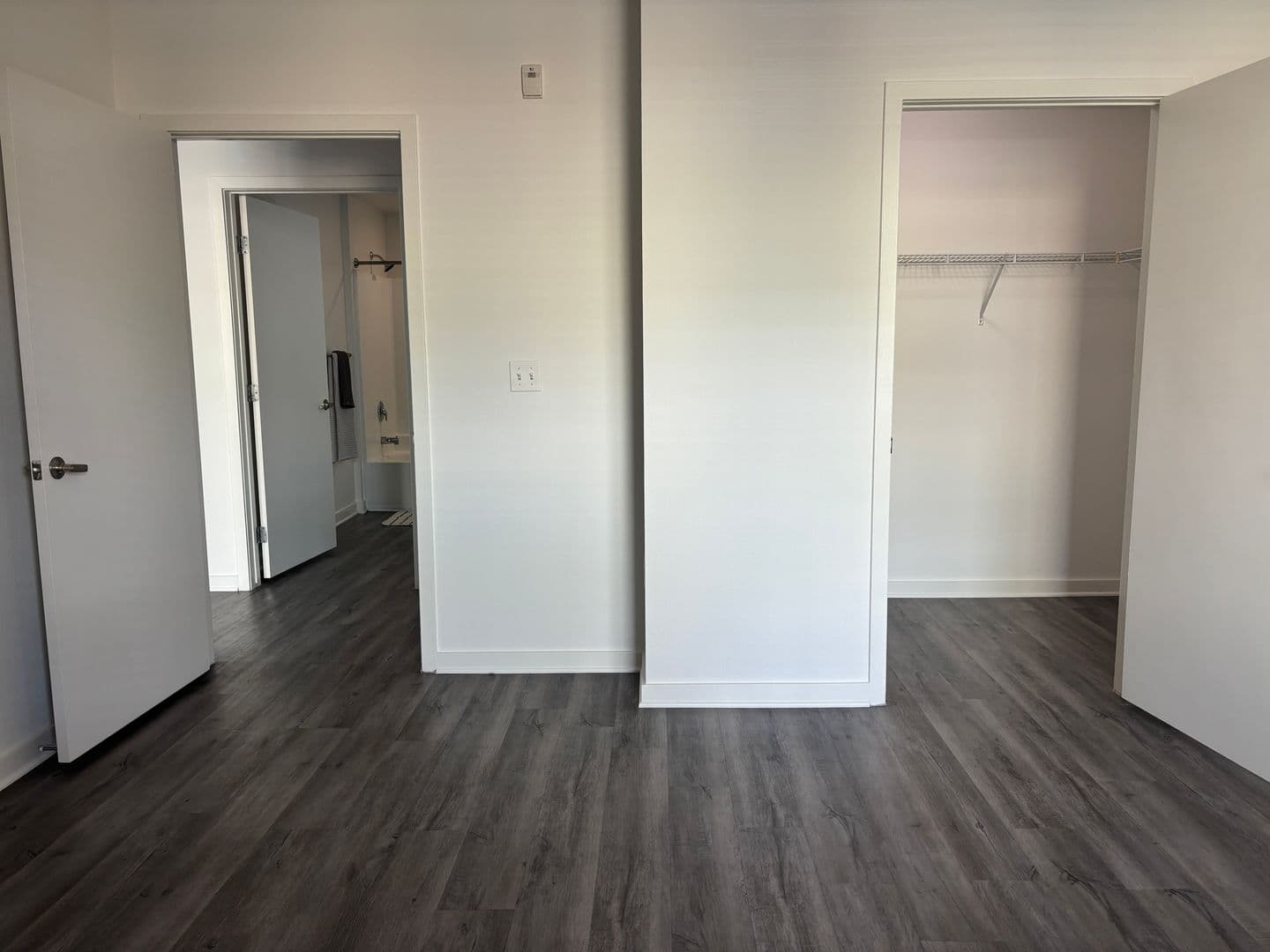 135 - Canvas LA Apartments 8 of 11