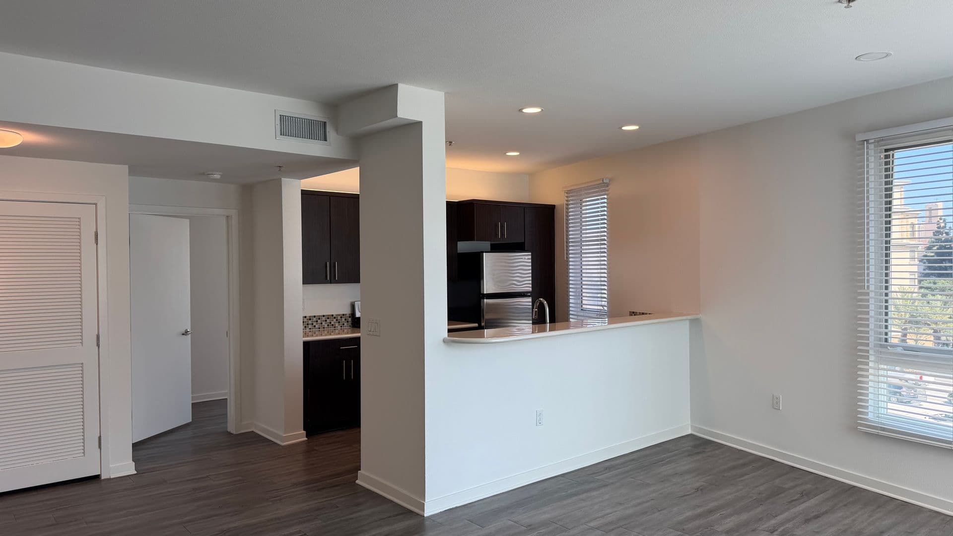 135 - Canvas LA Apartments 46 of 79