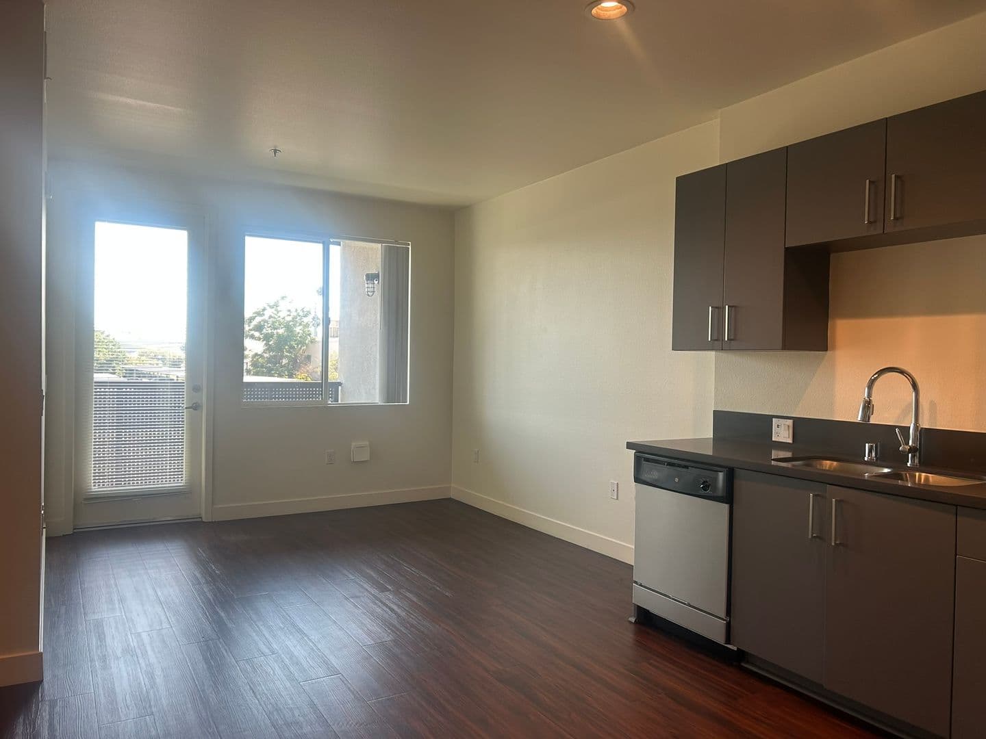 128 - Mission Lofts 1 of 9