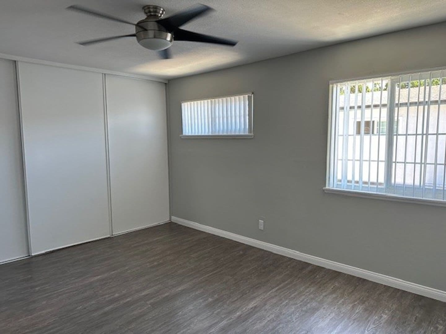 055 - Villa Del Sol Apartment Homes 8 of 8