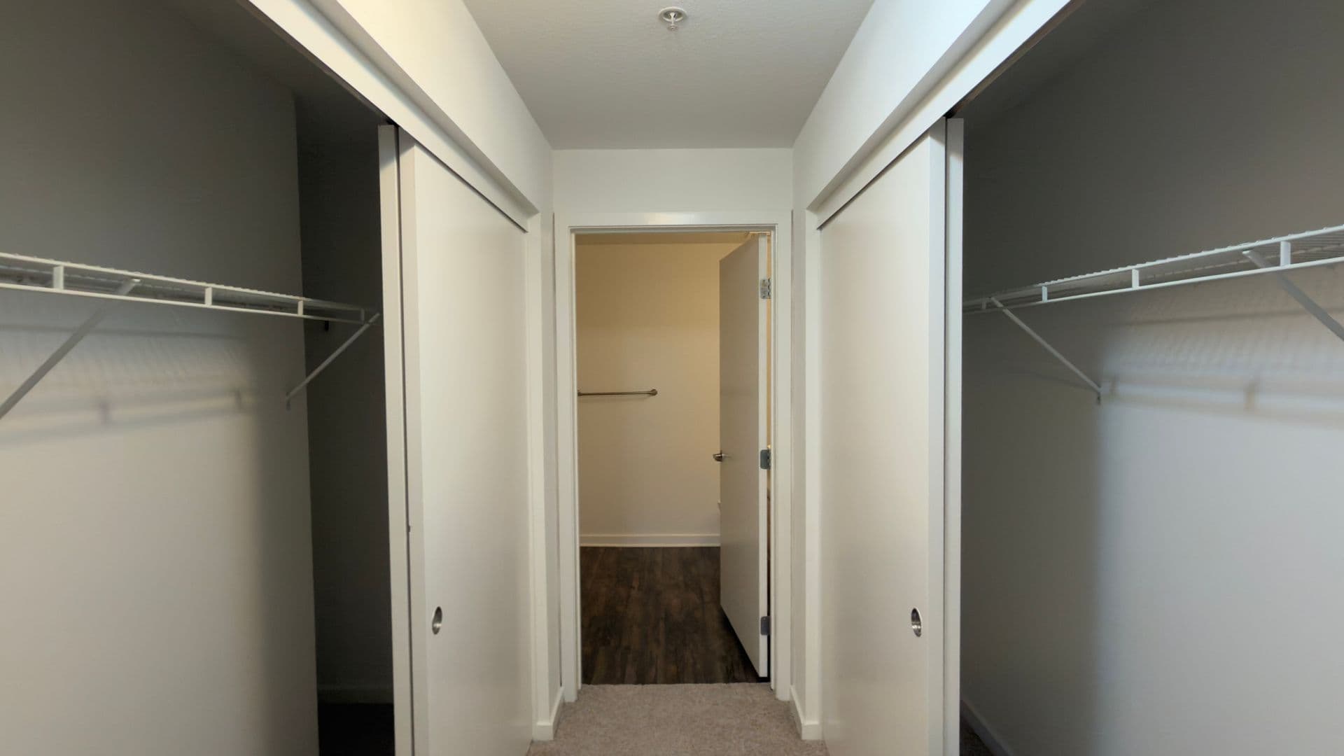 135 - Canvas LA Apartments 6 of 11