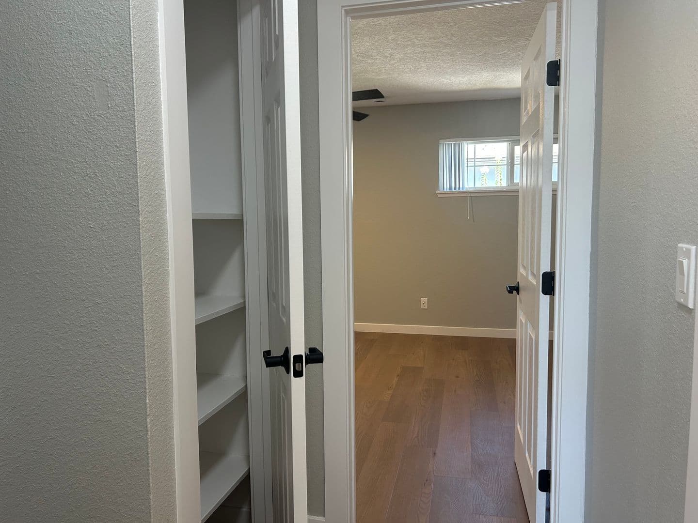 055 - Villa Del Sol Apartment Homes 8 of 13