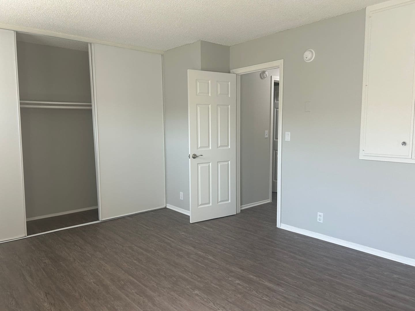 055 - Villa Del Sol Apartment Homes 6 of 6