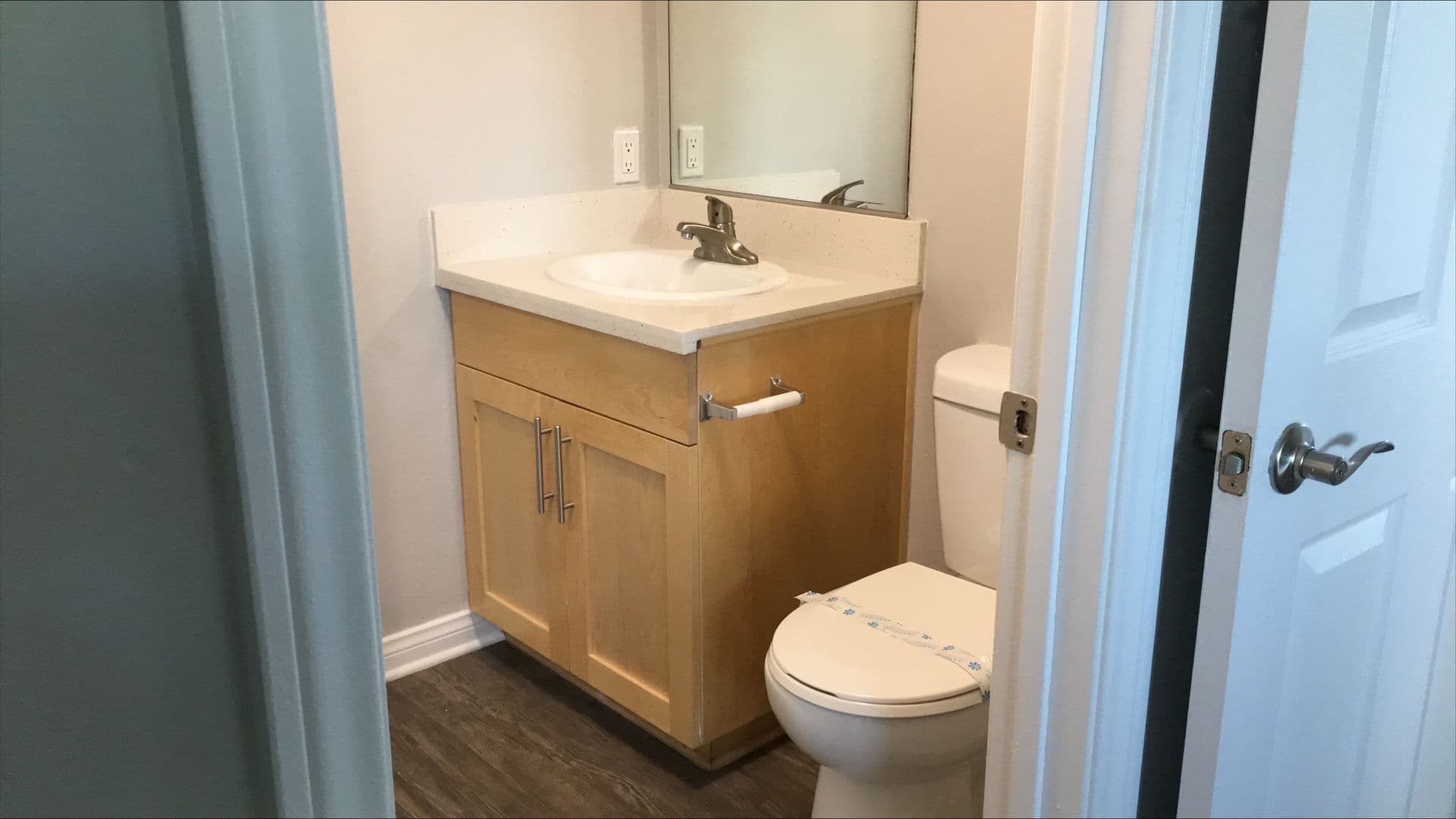 055 - Villa Del Sol Apartment Homes 7 of 7
