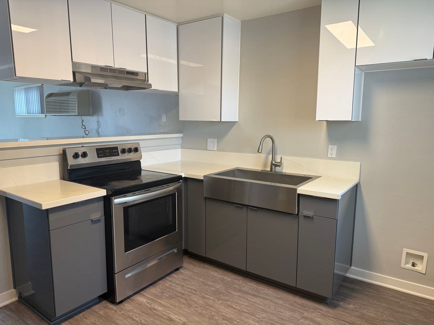 055 - Villa Del Sol Apartment Homes 120 of 177