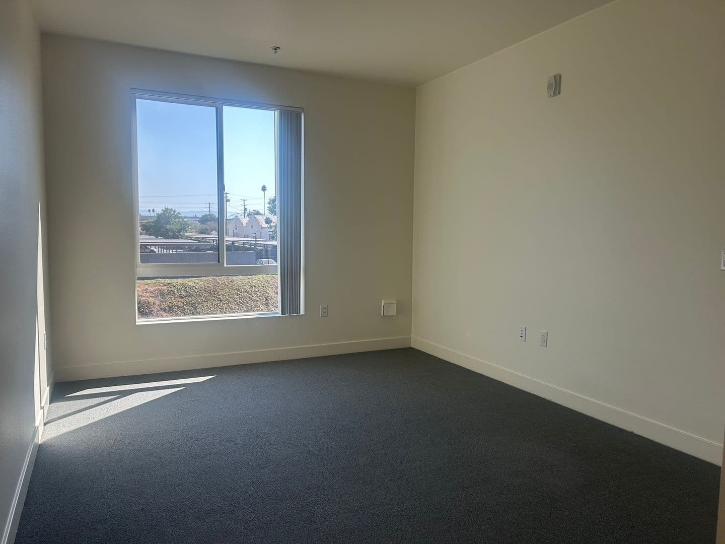128 - Mission Lofts 4 of 9