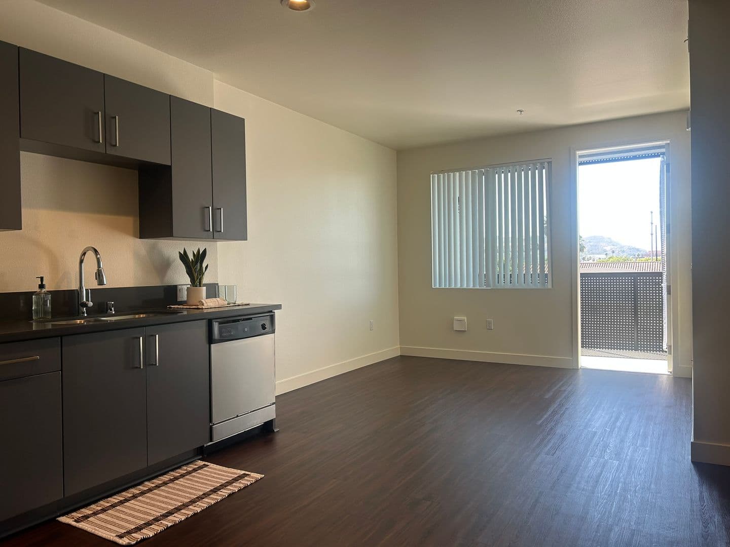 128 - Mission Lofts 76 of 92