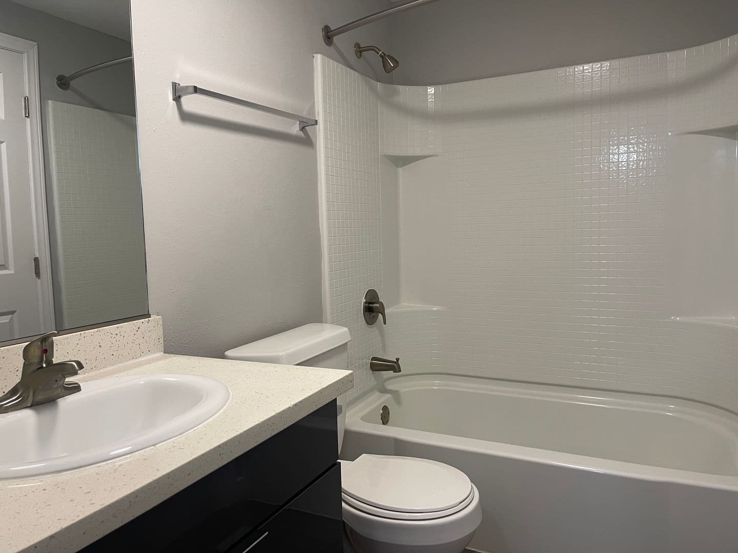 055 - Villa Del Sol Apartment Homes 32 of 177