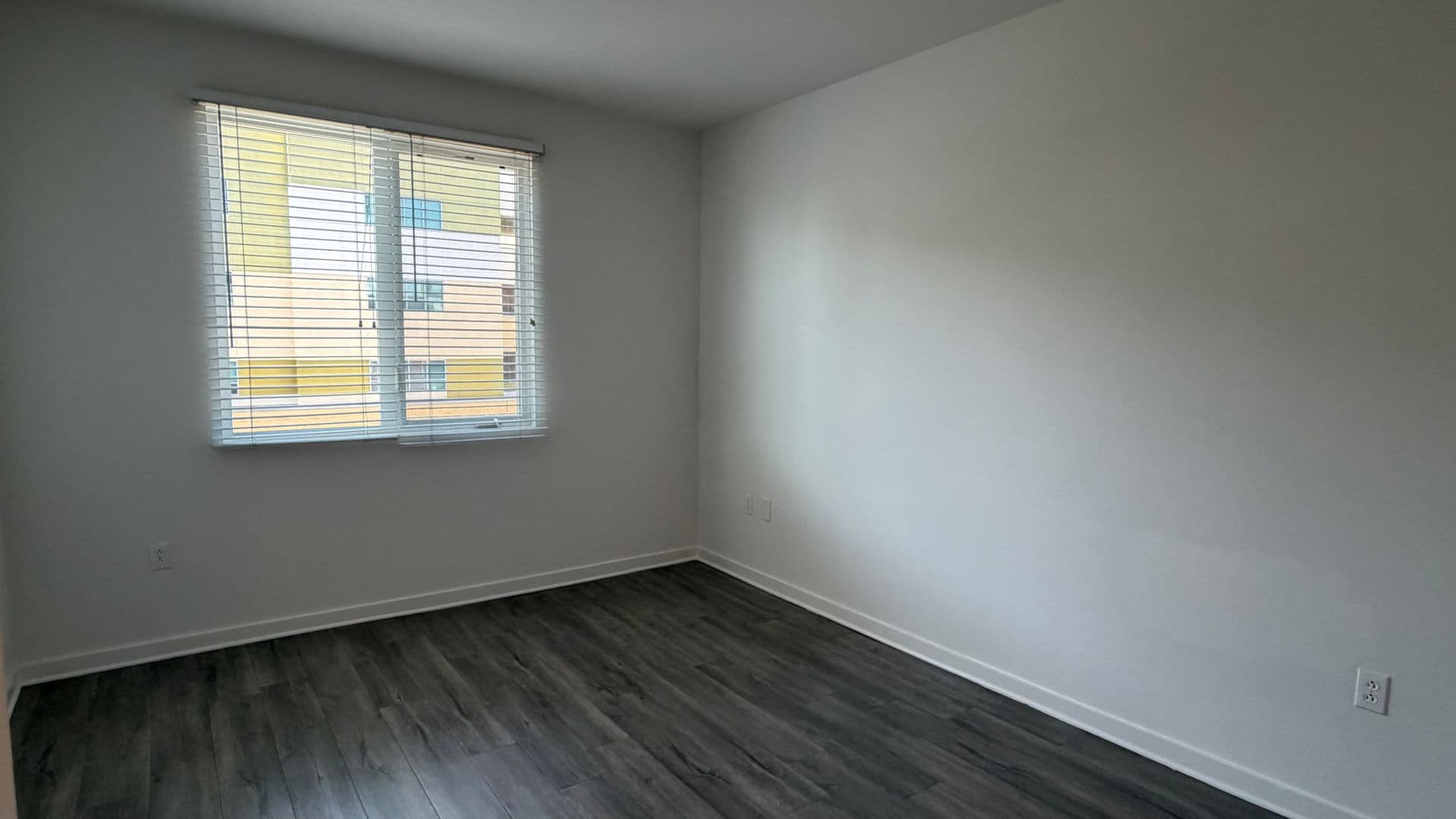135 - Canvas LA Apartments 67 of 79