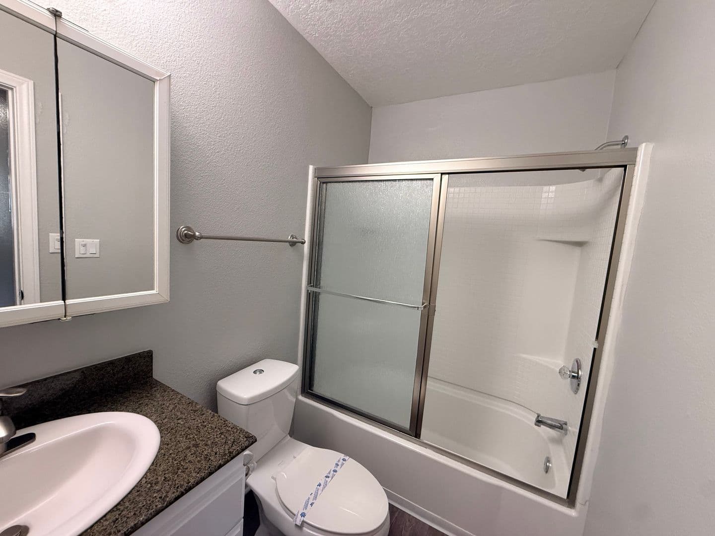 094 - Solara Apartment Homes 5 of 7