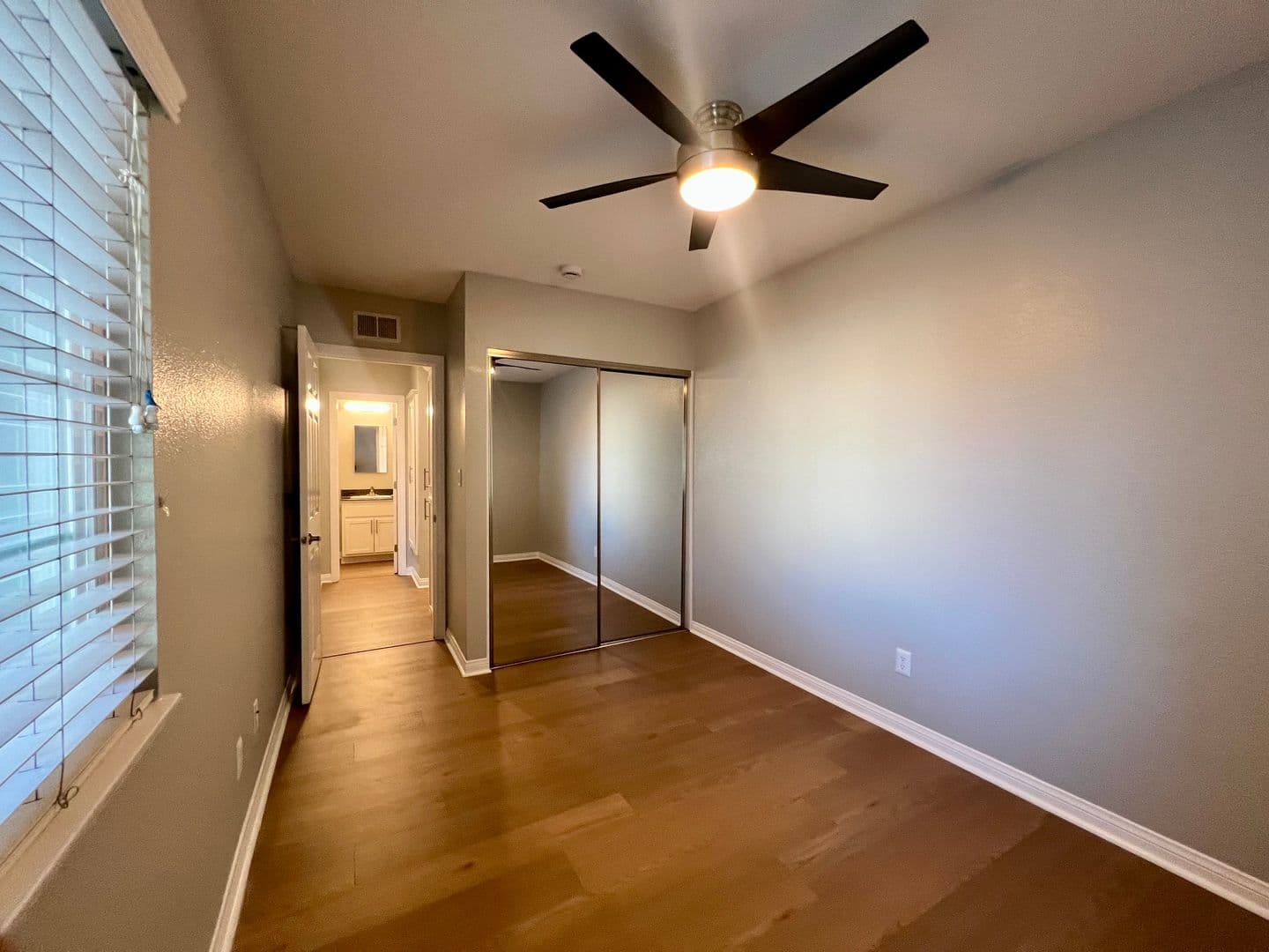 094 - Solara Apartment Homes 68 of 71