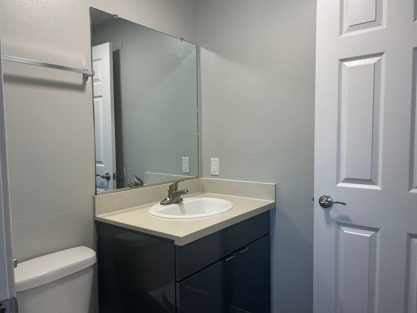 055 - Villa Del Sol Apartment Homes 54 of 177