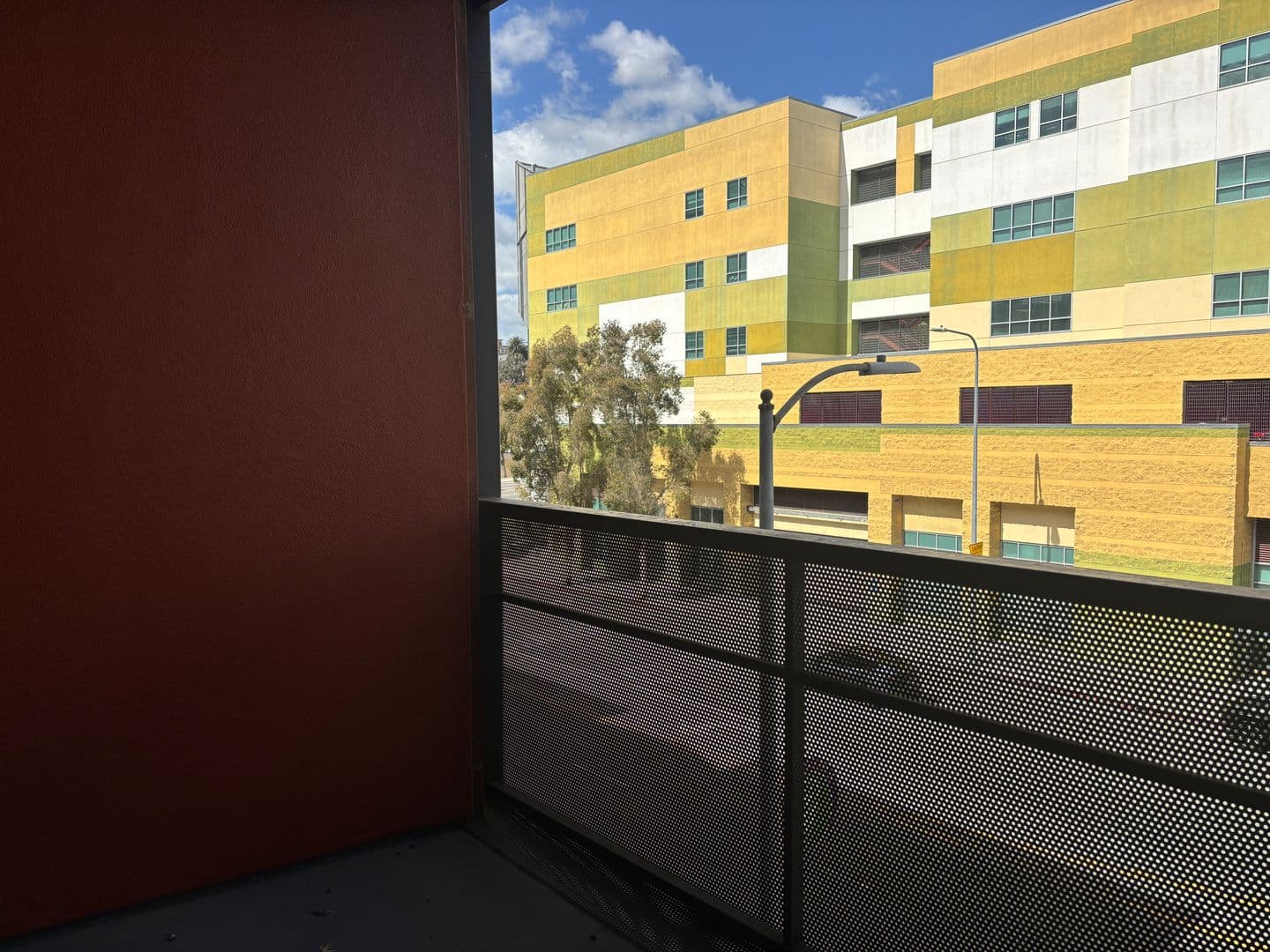 135 - Canvas LA Apartments 9 of 11