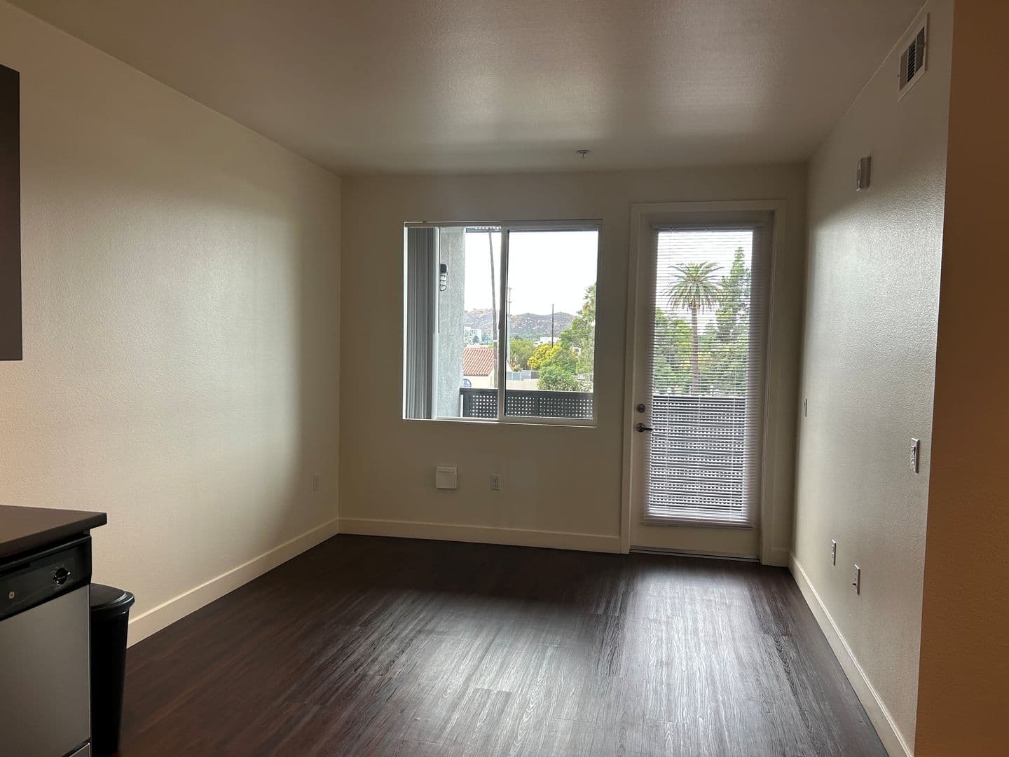 128 - Mission Lofts 2 of 10