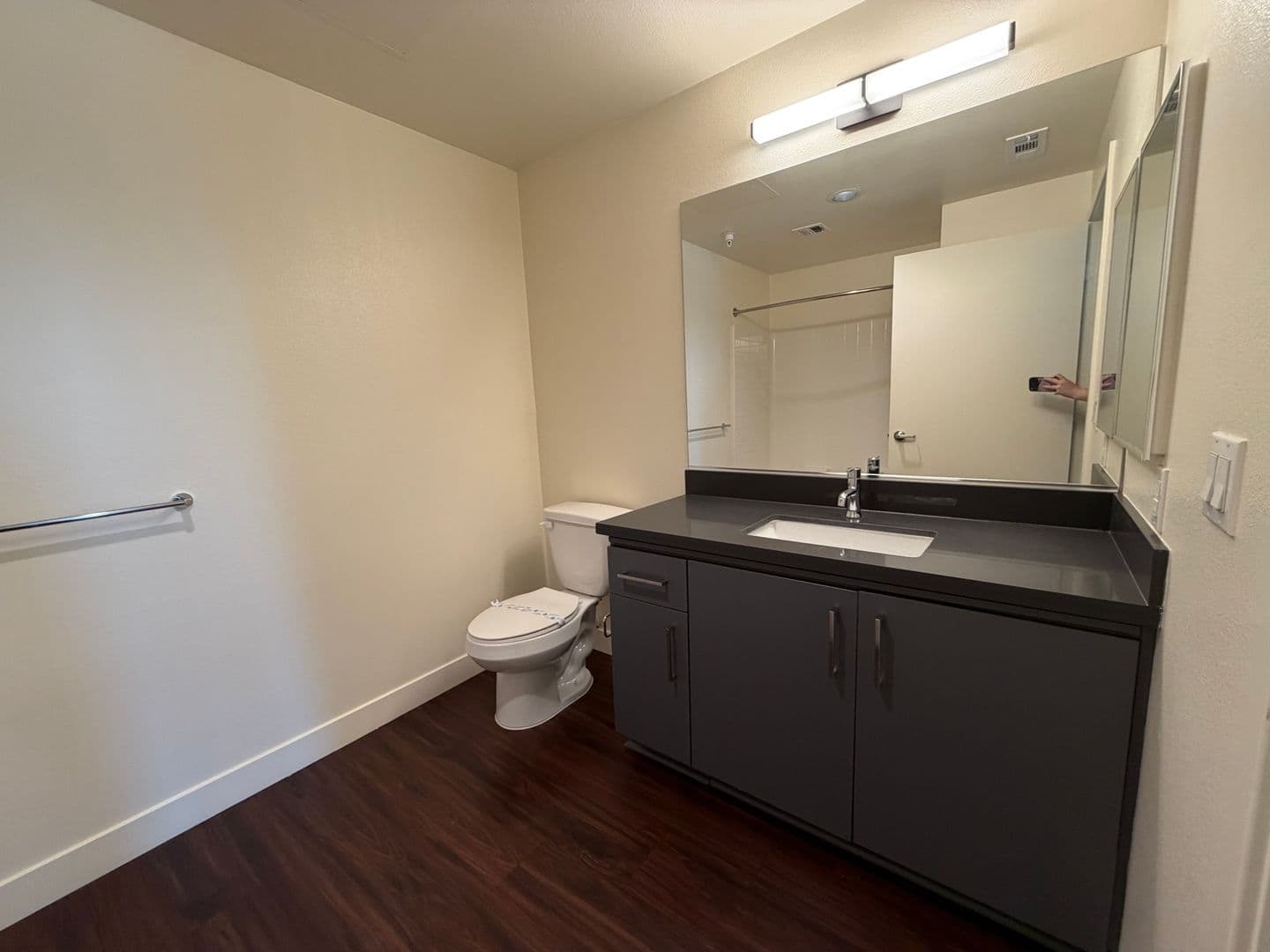 128 - Mission Lofts 6 of 6