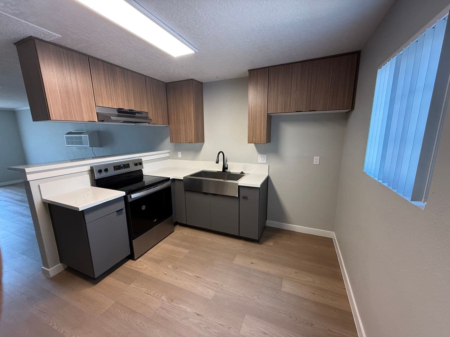 055 - Villa Del Sol Apartment Homes 173 of 177