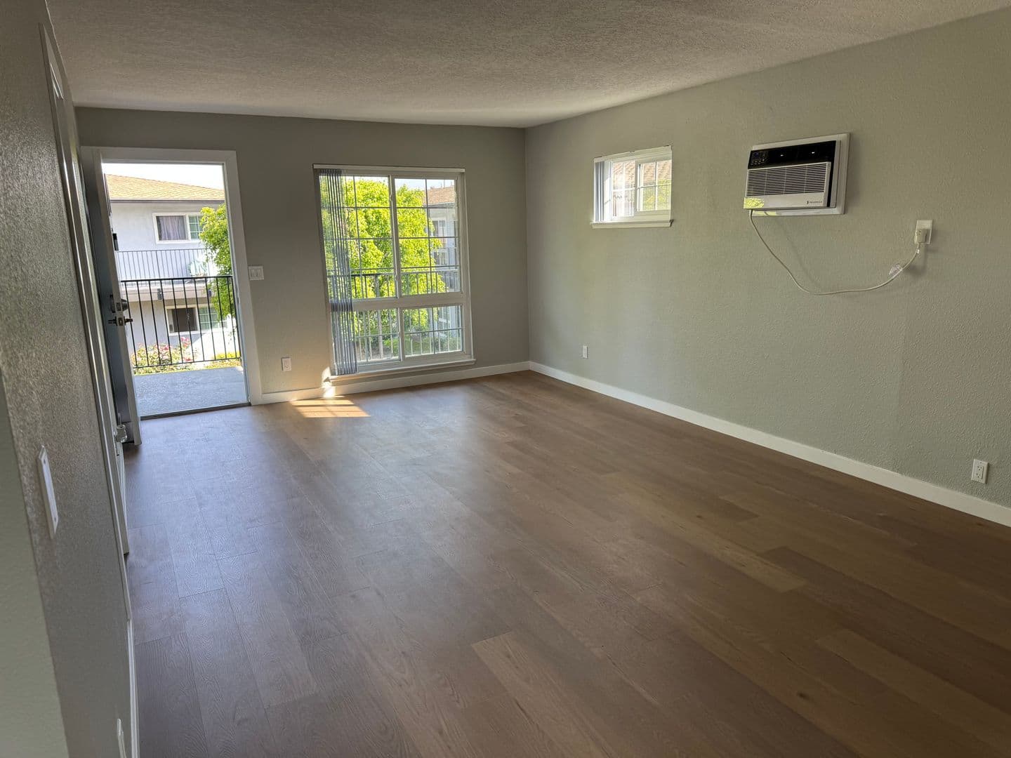 055 - Villa Del Sol Apartment Homes 150 of 177