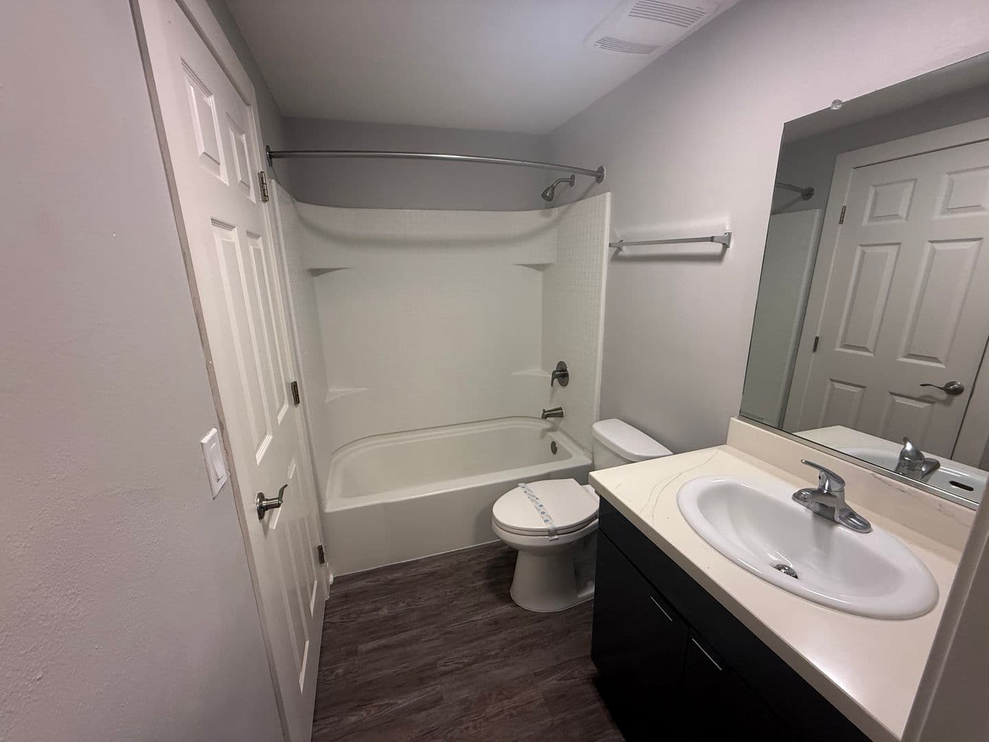 055 - Villa Del Sol Apartment Homes 123 of 177