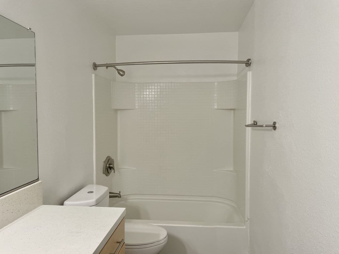 061 - Villa Serrano Apartment Homes 3 of 6